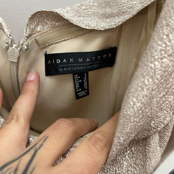 Aidan Mattox by Adrianna Papell maxi holiday dress 8 - Picture 6 of 7